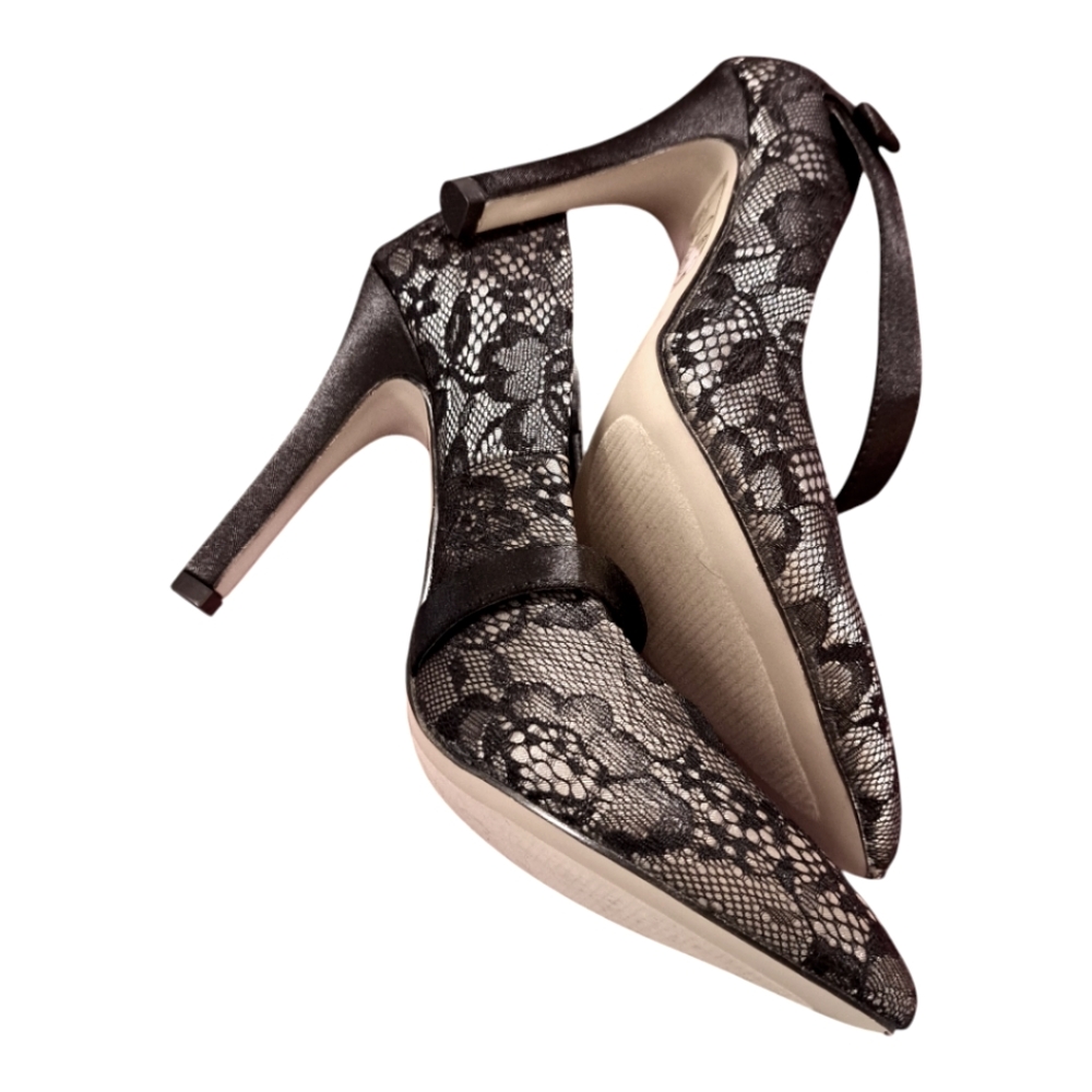 Madison by Shoe Dazzle Devany Grey Black Lace Heels, 7 - Picture 3 of 4